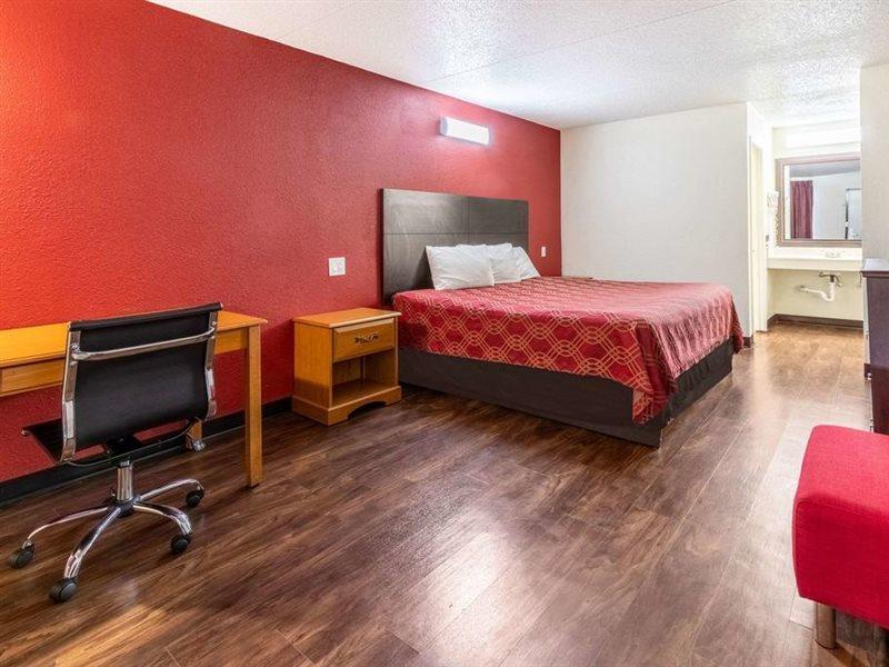 Econo Lodge Knoxville Bagian luar foto