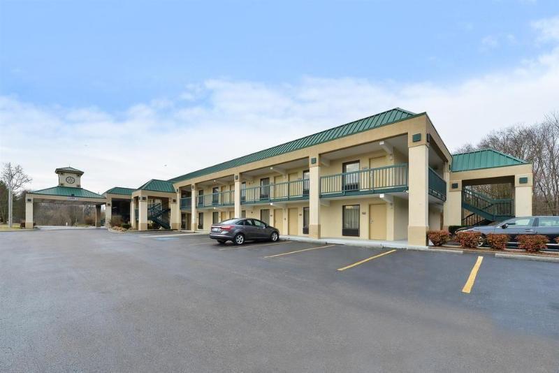 Econo Lodge Knoxville Bagian luar foto