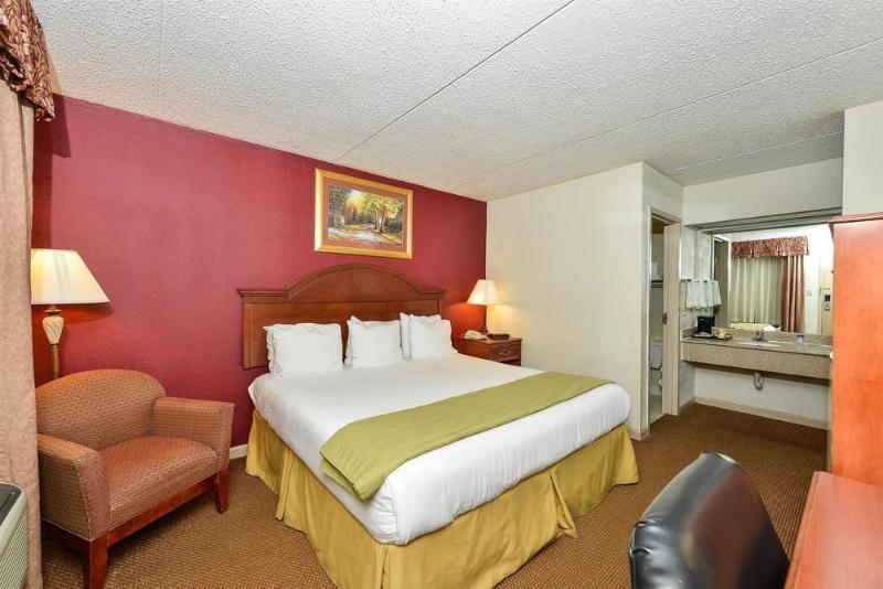 Econo Lodge Knoxville Bagian luar foto